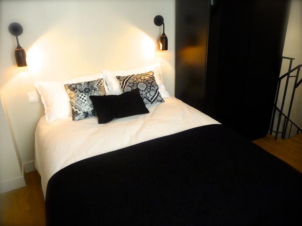 Ferienwohnung Duplex De Charme Au Coeur De Montmartre Paris Zimmer foto