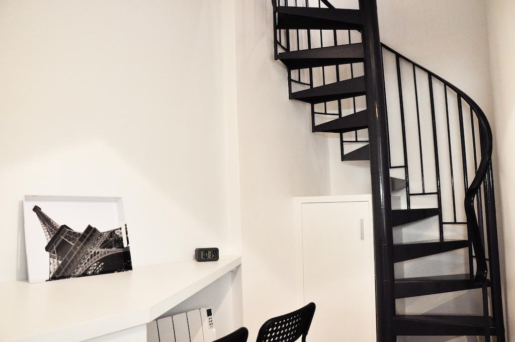 Ferienwohnung Duplex De Charme Au Coeur De Montmartre Paris Zimmer foto