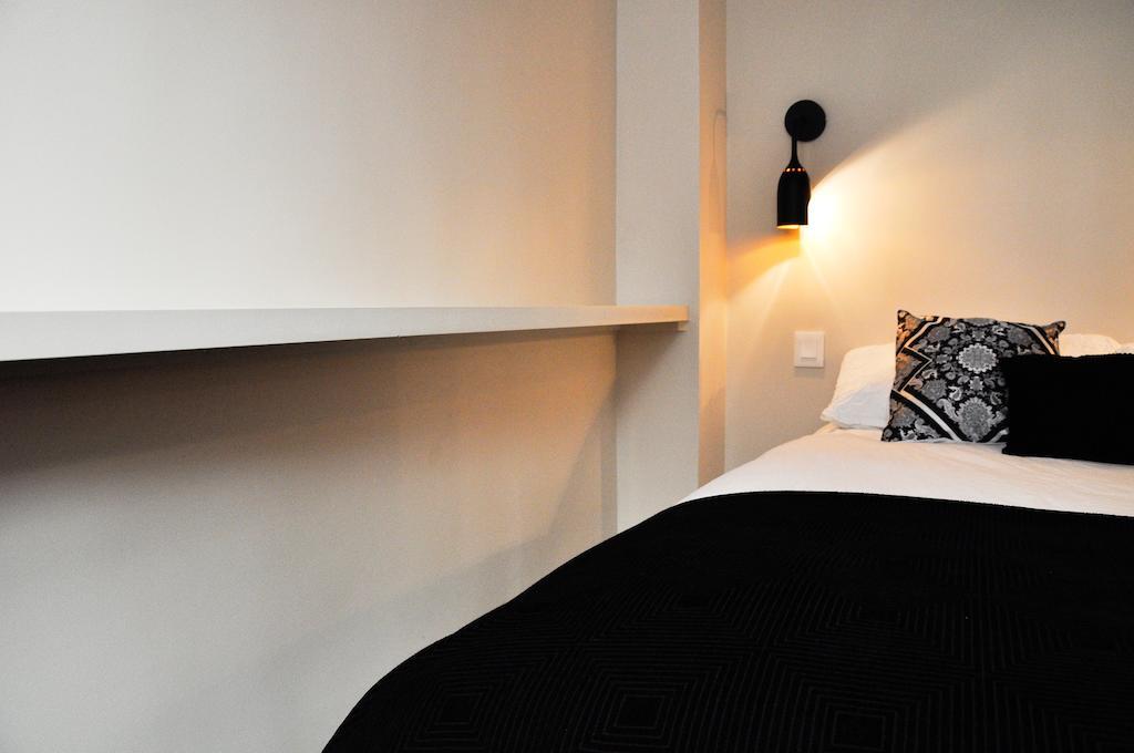 Ferienwohnung Duplex De Charme Au Coeur De Montmartre Paris Zimmer foto