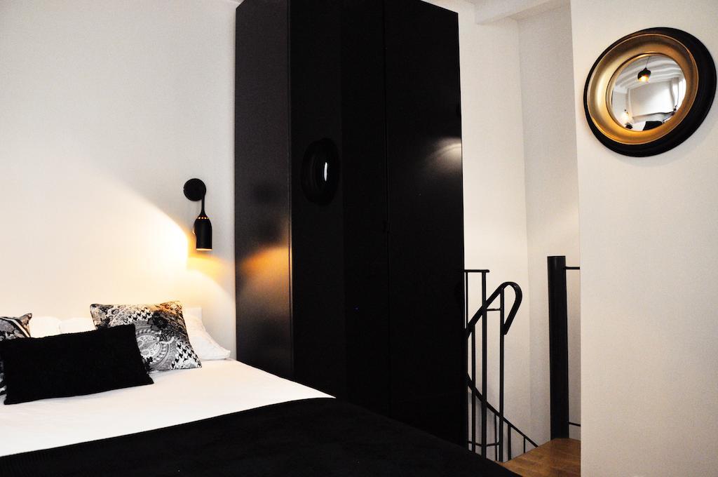 Ferienwohnung Duplex De Charme Au Coeur De Montmartre Paris Zimmer foto
