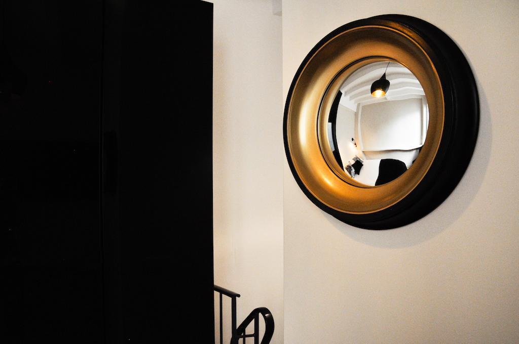 Ferienwohnung Duplex De Charme Au Coeur De Montmartre Paris Zimmer foto